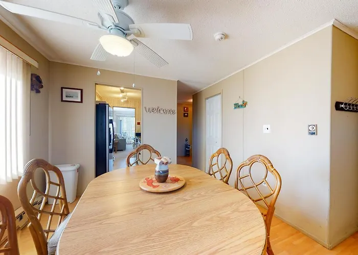 Sea Mist Apartment *